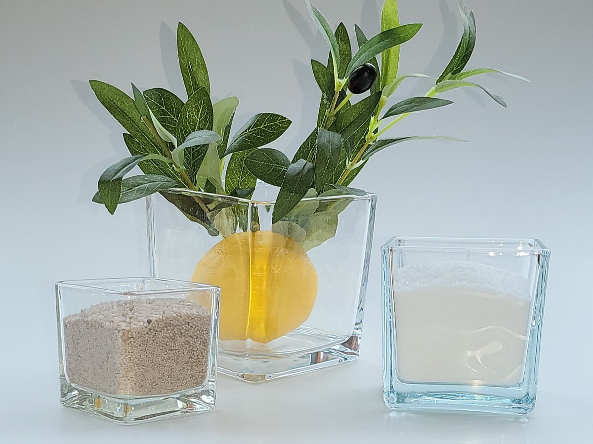 Glaswürfel nach unten verjüngt als Vase, Kerzen- oder Dessertglas geeignet